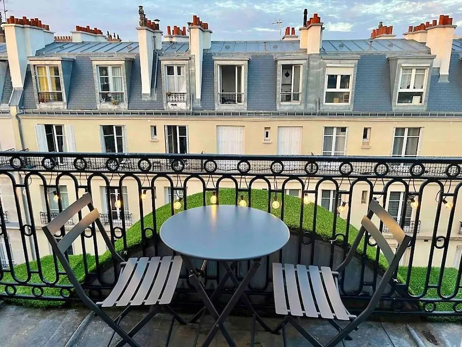 Appartement De Charme, Terrasse Et Vue Tour Eiffel Parijs 0*,  Frankrijk
